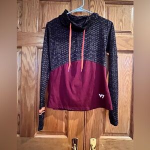 Colosseum - Scaled Mock Neck Fitted Pullover